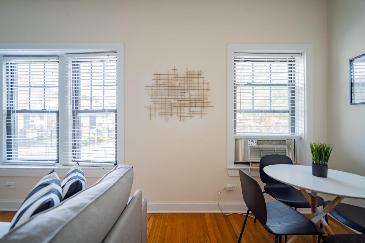 3-Bedroom Gem Apt With In-Unit Laundry - Lawndale 1 & 2 Rep Chicago Esterno foto