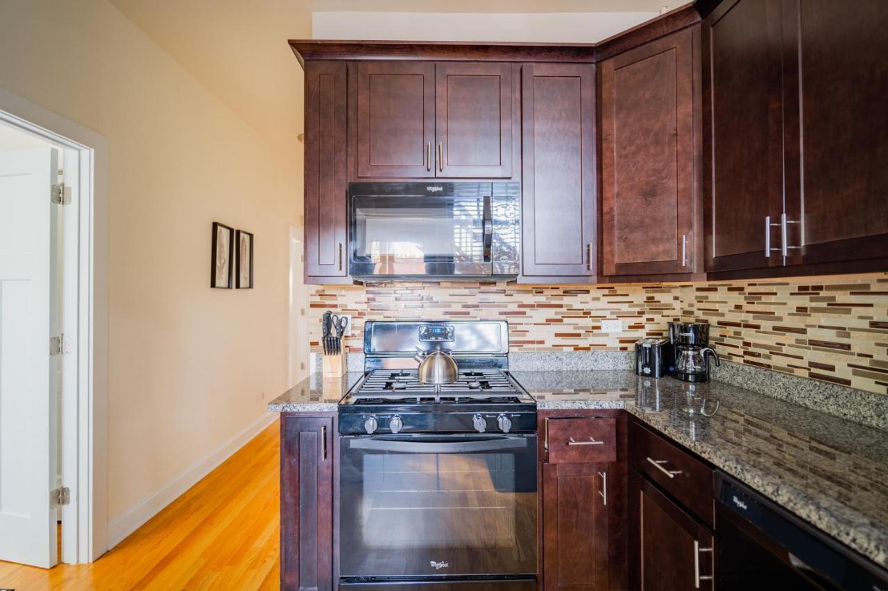 3-Bedroom Gem Apt With In-Unit Laundry - Lawndale 1 & 2 Rep Chicago Esterno foto