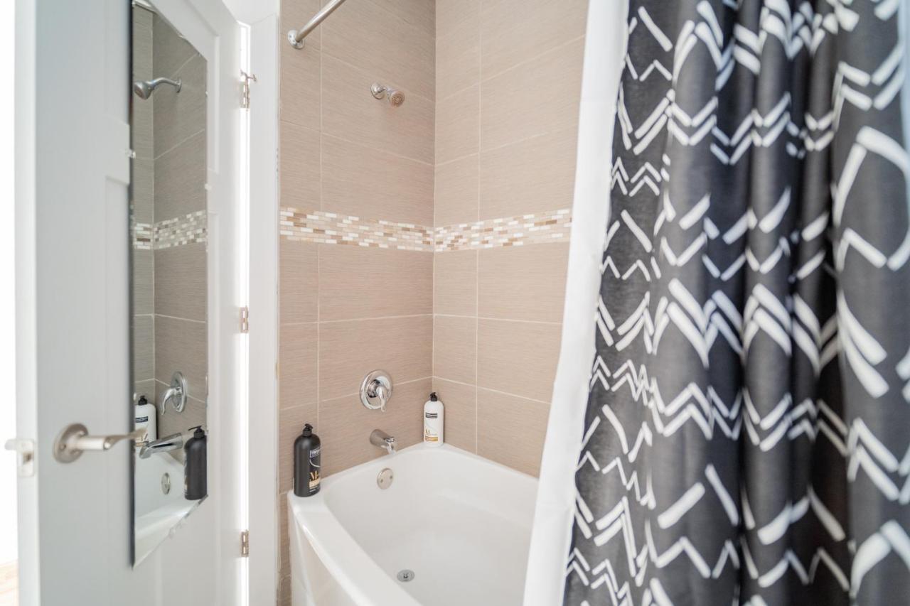 3-Bedroom Gem Apt With In-Unit Laundry - Lawndale 1 & 2 Rep Chicago Esterno foto