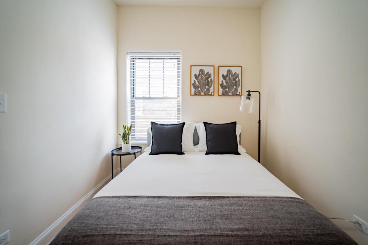 3-Bedroom Gem Apt With In-Unit Laundry - Lawndale 1 & 2 Rep Chicago Esterno foto